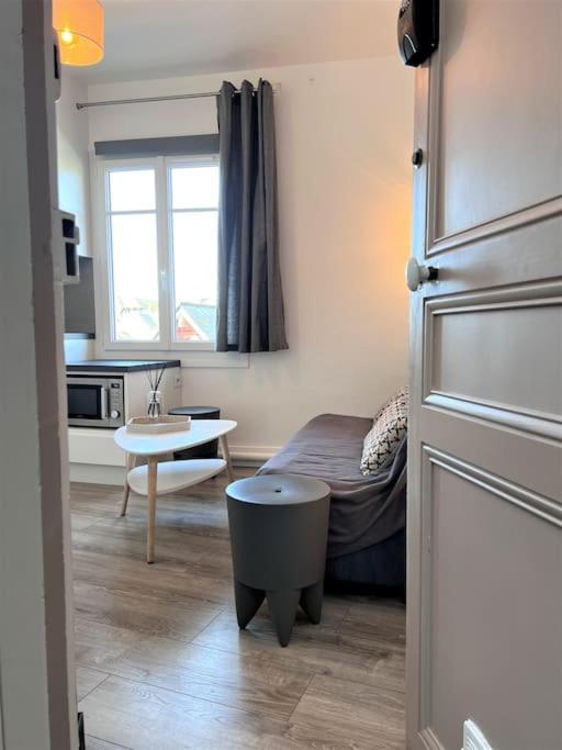 Le Cyrano, Deauville - App. T2 Proche De La Mer Exterior photo